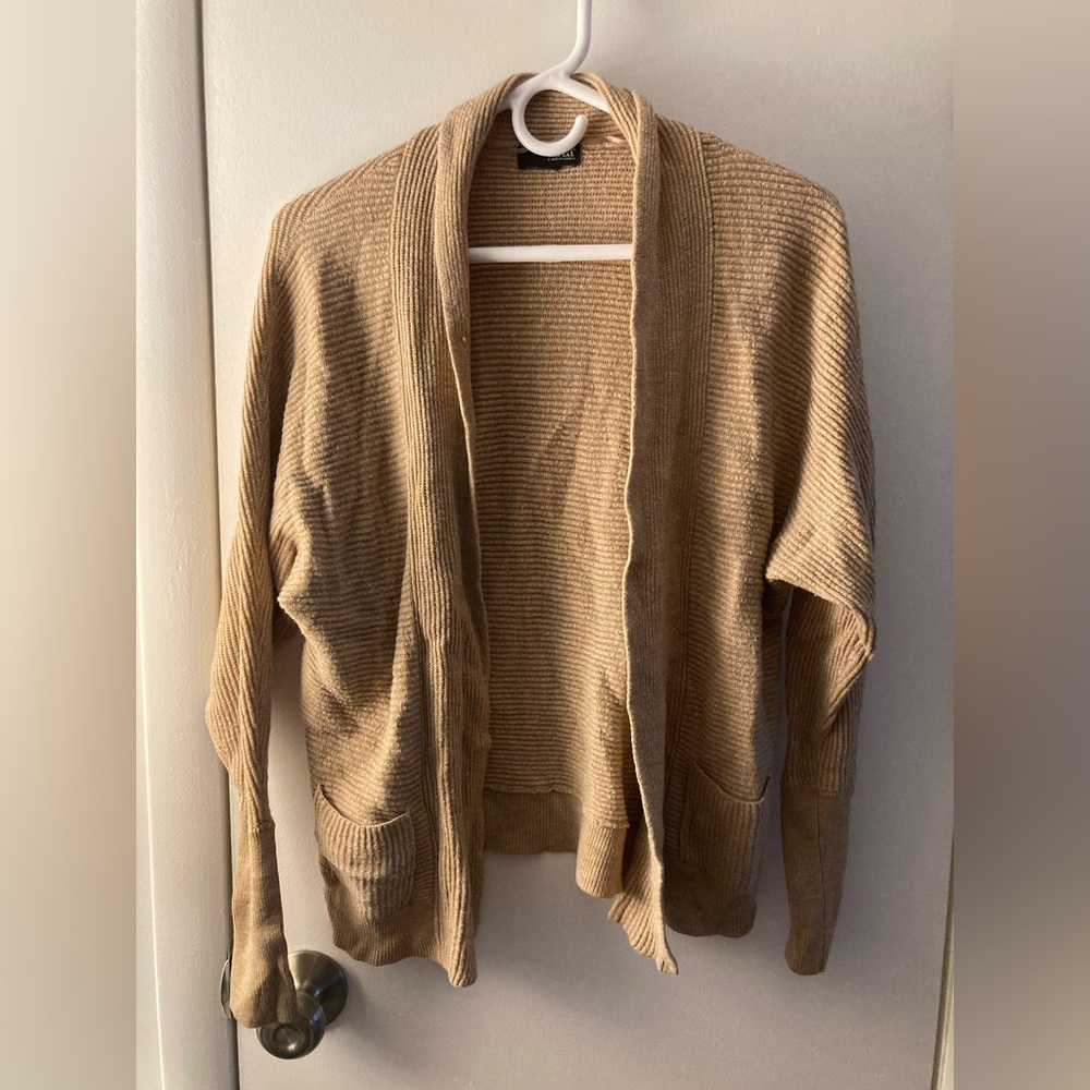 Tan cardigan ✨